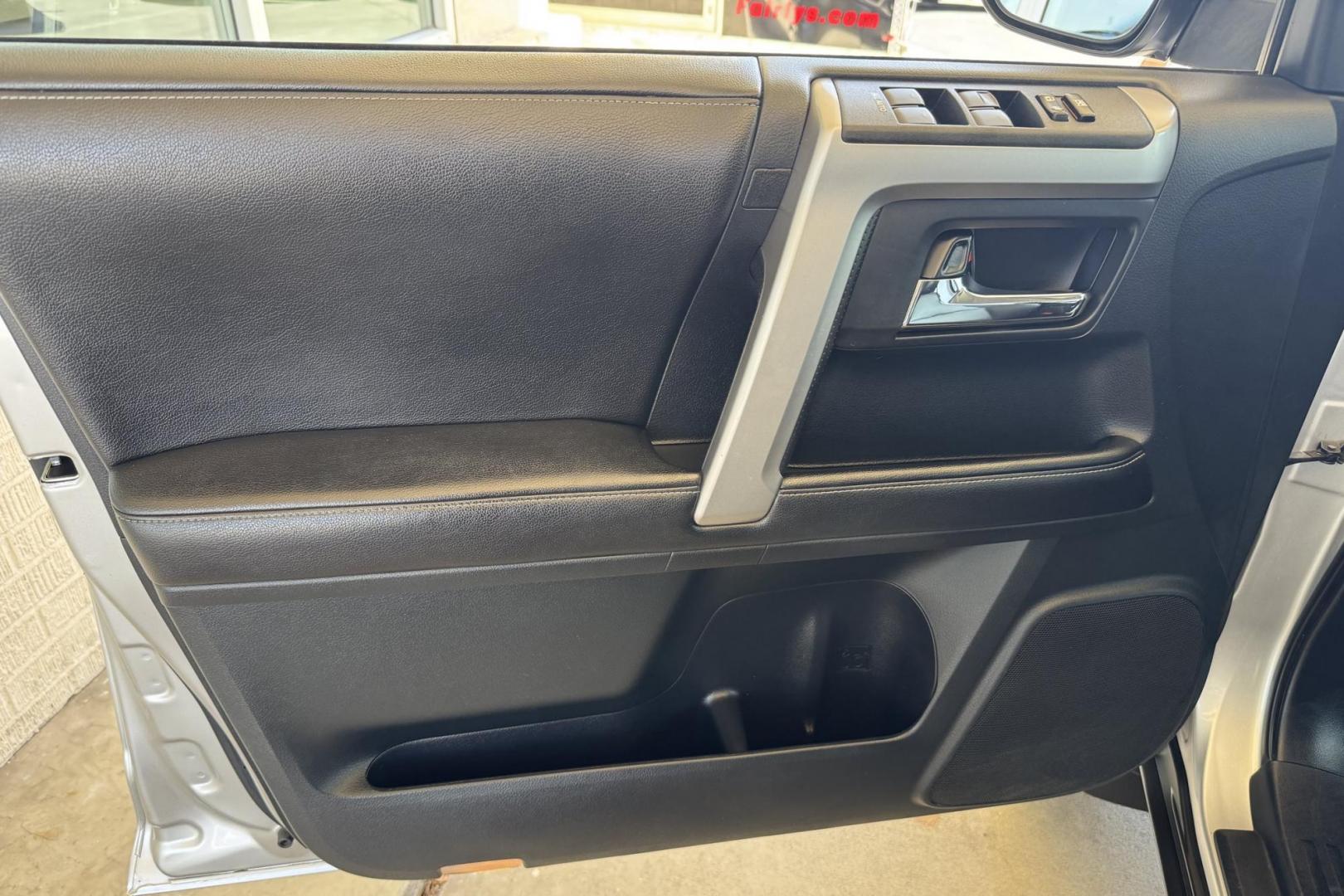 2015 Silver /Jet Black/Graystone Toyota 4Runner SR5 Premium (JTEBU5JR1F5) with an V6 4.0 Liter engine, Automatic transmission, located at 2304 W. Main St., Boise, ID, 83702, (208) 342-7777, 43.622105, -116.218658 - Hard To Find! Great To Own! New Tires Too! - Photo#5