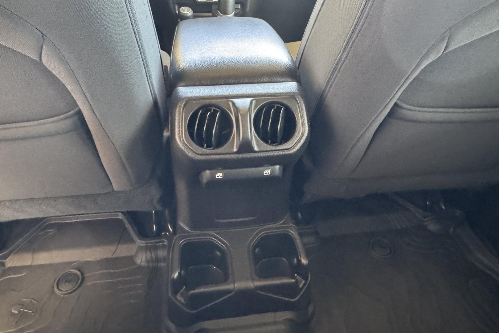 2019 Destroyer Gray /Black Jeep Wrangler Unlimited Sport (1C4HJXDNXKW) with an 4 Cyl 2.0 Liter Turbo engine, Automatic 8 Speed transmission, located at 2304 W. Main St., Boise, ID, 83702, (208) 342-7777, 43.622105, -116.218658 - Ready To Play! - Photo#17