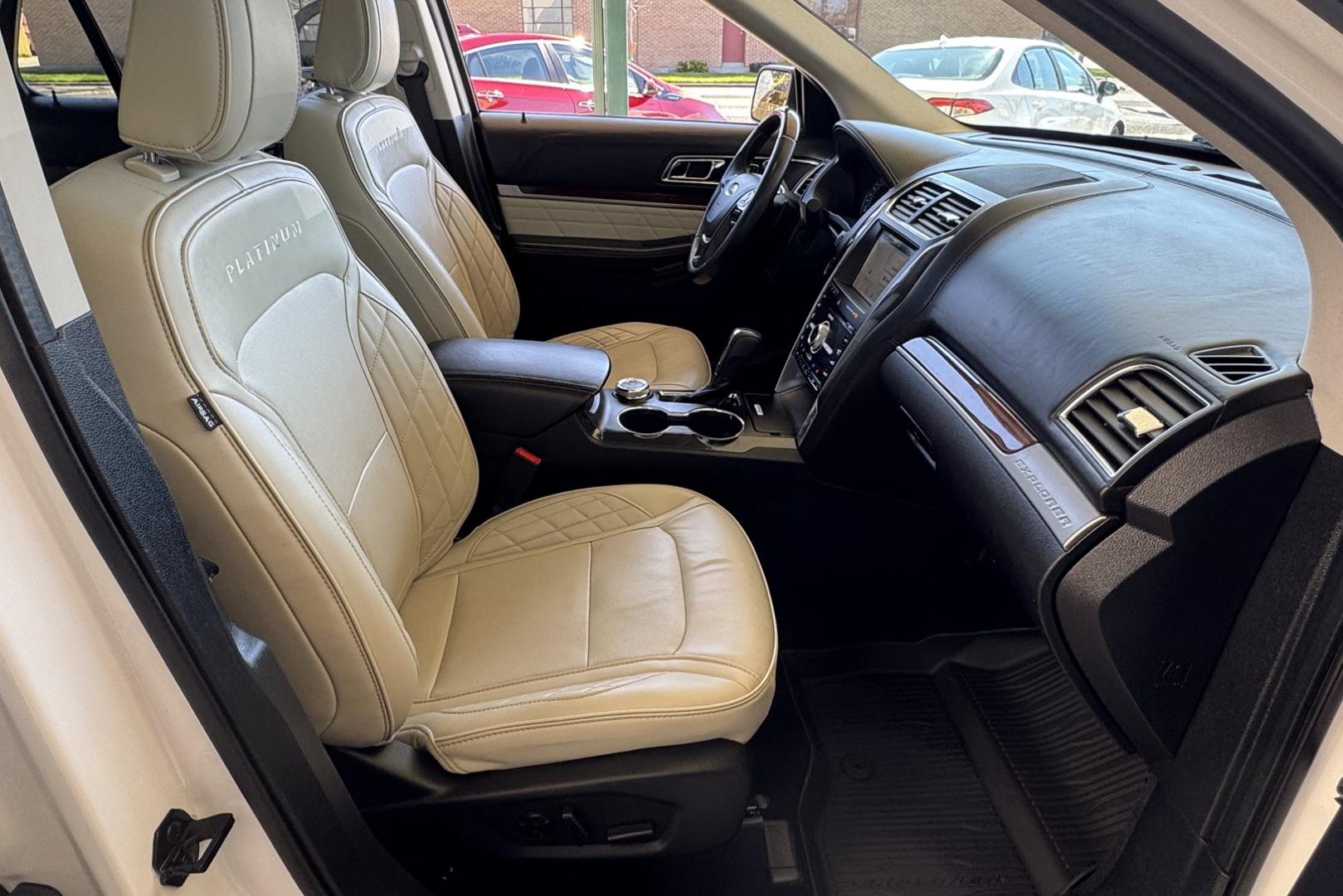 2019 Star White /Medium Soft Ceramic Ford Explorer Platinum (1FM5K8HT0KG) with an V6 3.5 Liter Twin Turbo engine, Automatic 6 Speed transmission, located at 2304 W. Main St., Boise, ID, 83702, (208) 342-7777, 43.622105, -116.218658 - Stunning One Owner Idaho SUV With Brand New Tires Too! - Photo#19