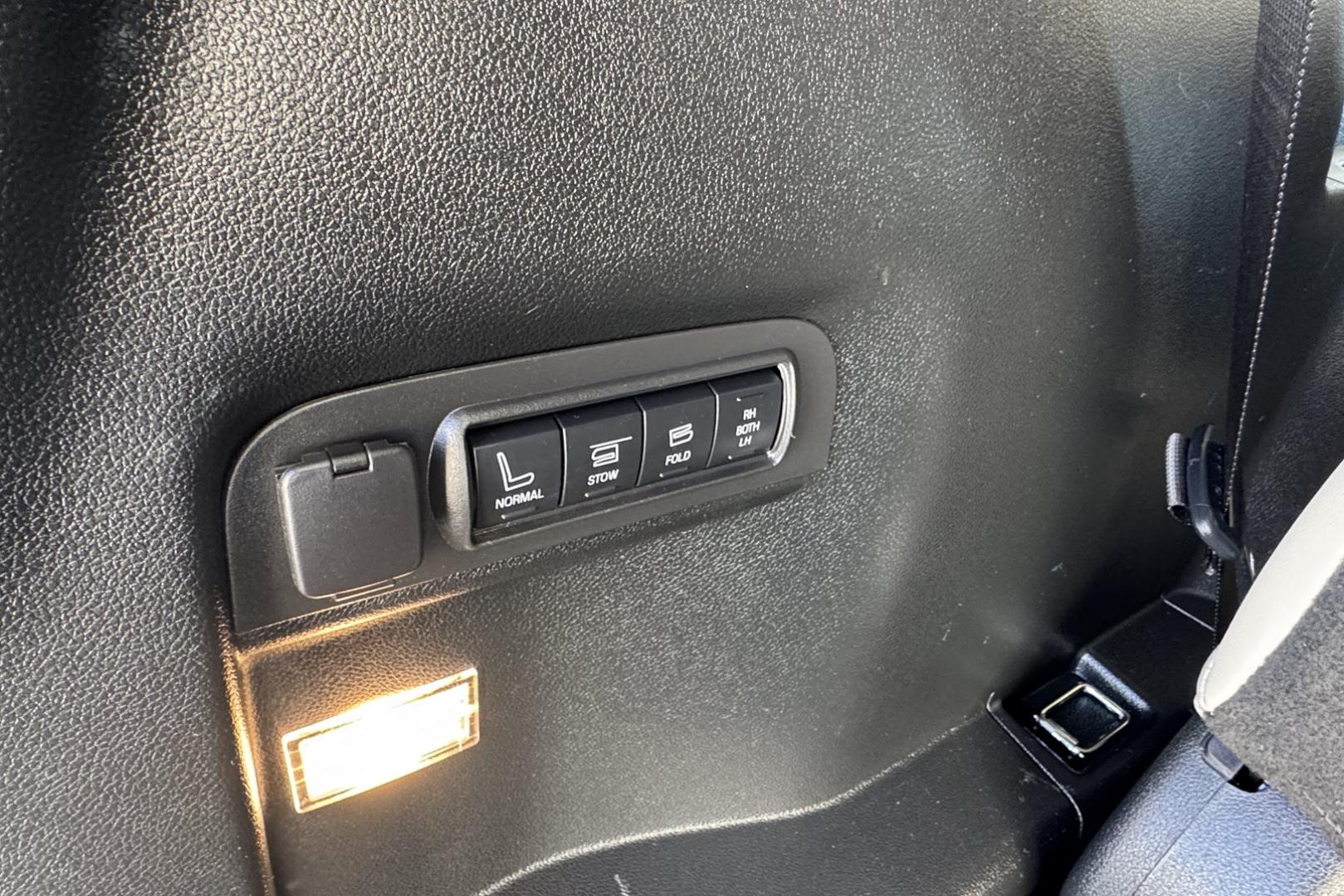2019 Star White /Medium Soft Ceramic Ford Explorer Platinum (1FM5K8HT0KG) with an V6 3.5 Liter Twin Turbo engine, Automatic 6 Speed transmission, located at 2304 W. Main St., Boise, ID, 83702, (208) 342-7777, 43.622105, -116.218658 - Stunning One Owner Idaho SUV With Brand New Tires Too! - Photo#24