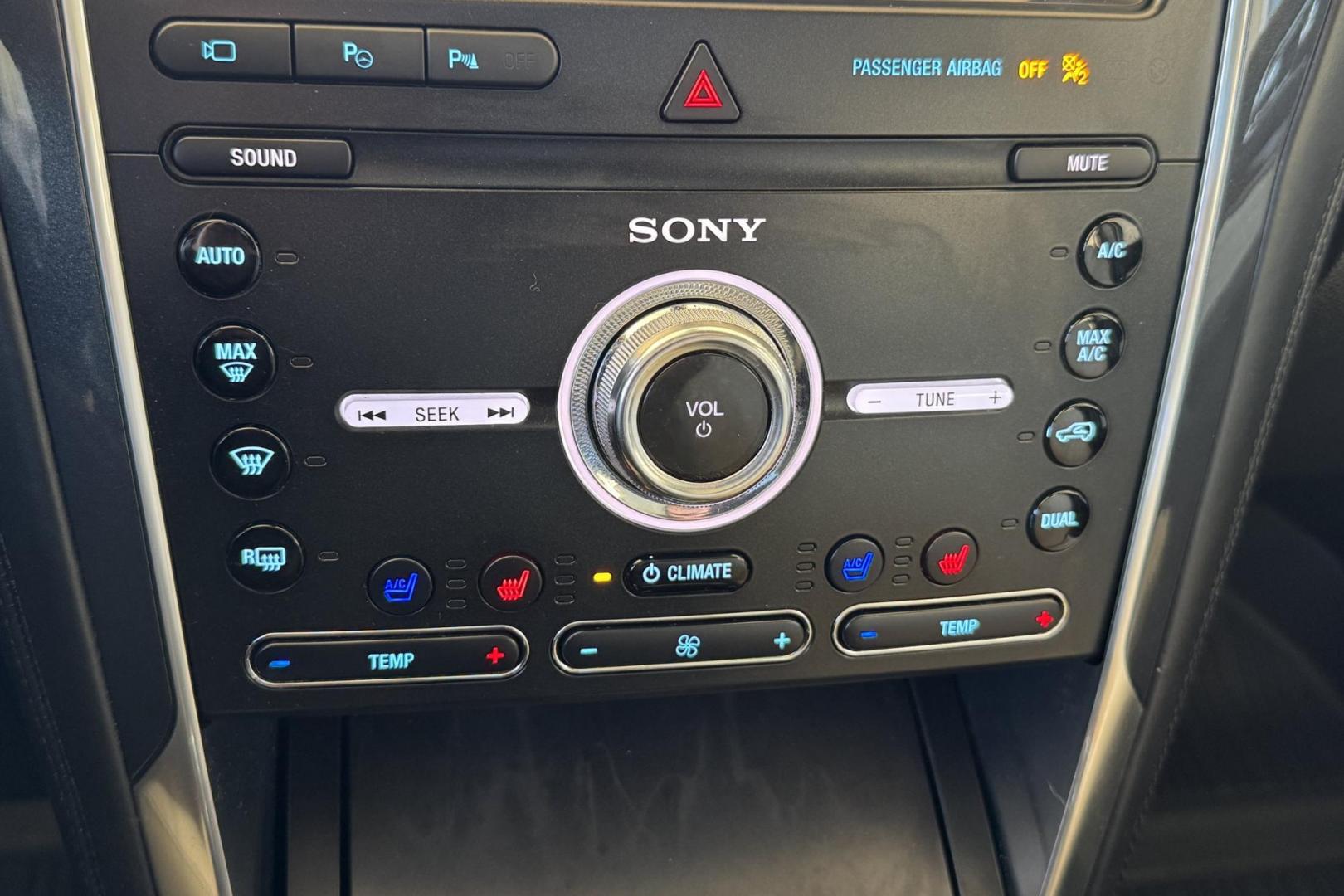 2019 Star White /Medium Soft Ceramic Ford Explorer Platinum (1FM5K8HT0KG) with an V6 3.5 Liter Twin Turbo engine, Automatic 6 Speed transmission, located at 2304 W. Main St., Boise, ID, 83702, (208) 342-7777, 43.622105, -116.218658 - Stunning One Owner Idaho SUV With Brand New Tires Too! - Photo#5