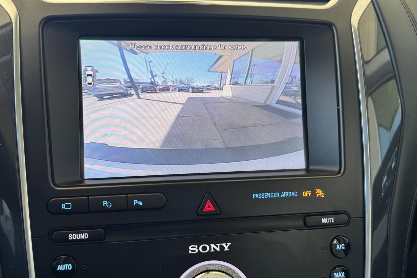 2019 Star White /Medium Soft Ceramic Ford Explorer Platinum (1FM5K8HT0KG) with an V6 3.5 Liter Twin Turbo engine, Automatic 6 Speed transmission, located at 2304 W. Main St., Boise, ID, 83702, (208) 342-7777, 43.622105, -116.218658 - Stunning One Owner Idaho SUV With Brand New Tires Too! - Photo#8