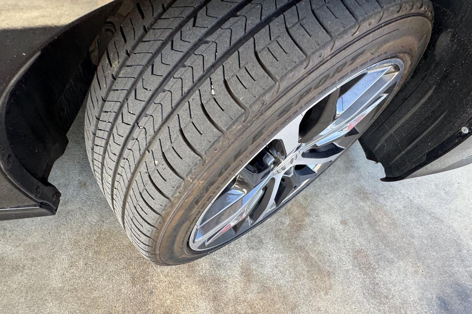 2022 Crystal Black Pearl /Black Honda Civic Touring (2HGFE1F95NH) with an 4 Cyl 1.5 Liter Turbo engine, Automatic transmission, located at 2304 W. Main St., Boise, ID, 83702, (208) 342-7777, 43.622105, -116.218658 - Remaining Factory Warranty! Great Cars! - Photo#18