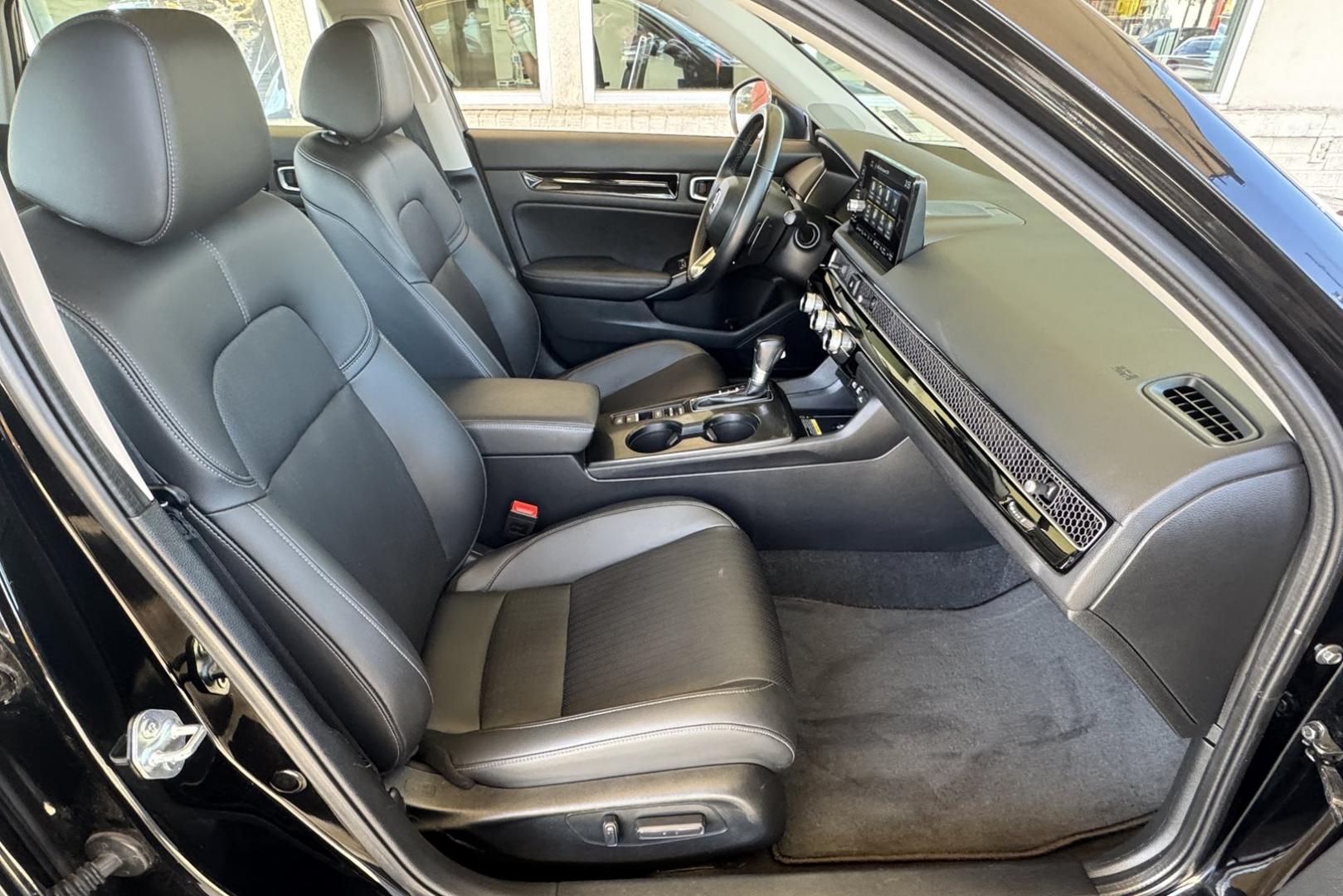 2022 Crystal Black Pearl /Black Honda Civic Touring (2HGFE1F95NH) with an 4 Cyl 1.5 Liter Turbo engine, Automatic transmission, located at 2304 W. Main St., Boise, ID, 83702, (208) 342-7777, 43.622105, -116.218658 - Remaining Factory Warranty! Great Cars! - Photo#13