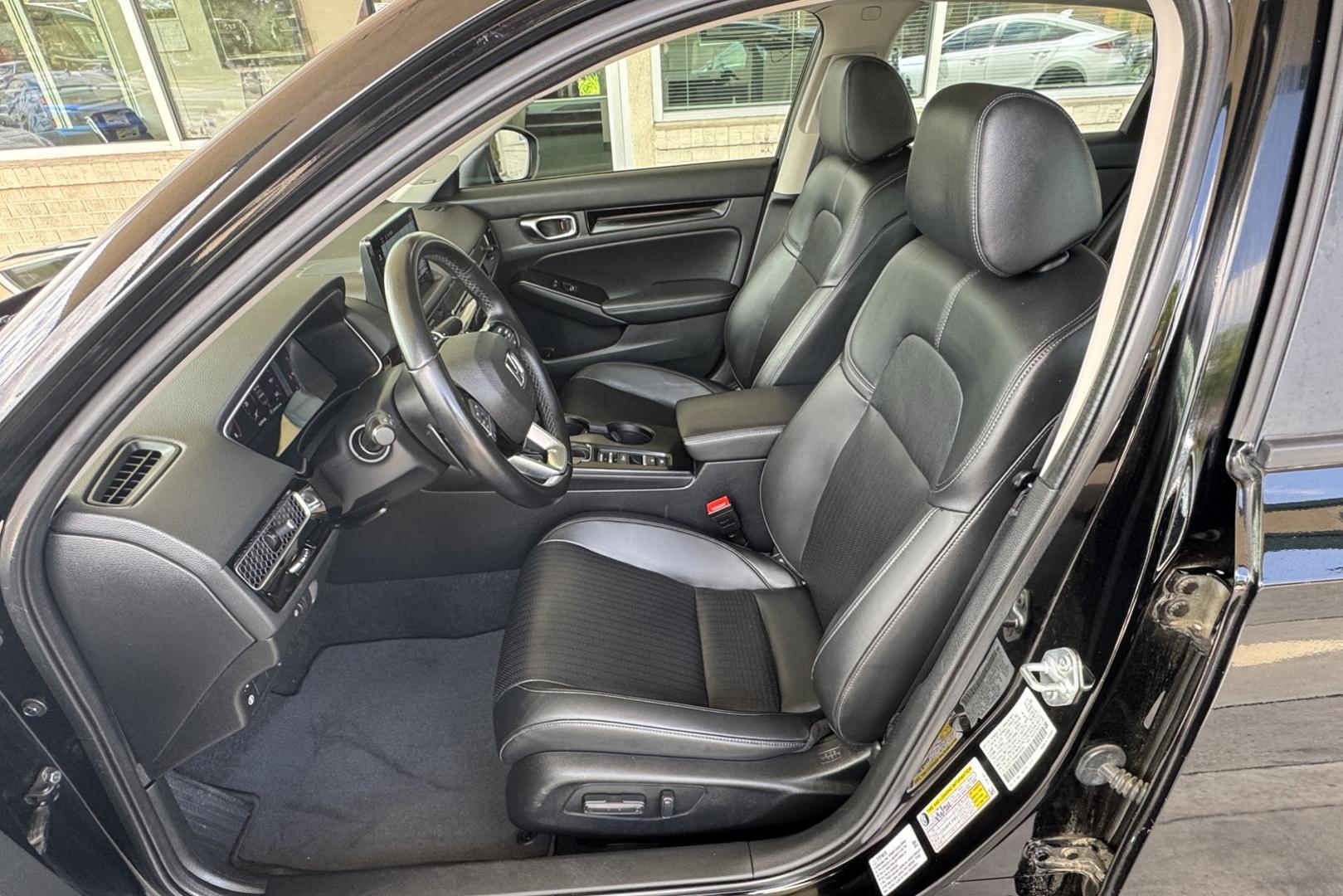2022 Crystal Black Pearl /Black Honda Civic Touring (2HGFE1F95NH) with an 4 Cyl 1.5 Liter Turbo engine, Automatic transmission, located at 2304 W. Main St., Boise, ID, 83702, (208) 342-7777, 43.622105, -116.218658 - Remaining Factory Warranty! Great Cars! - Photo#14