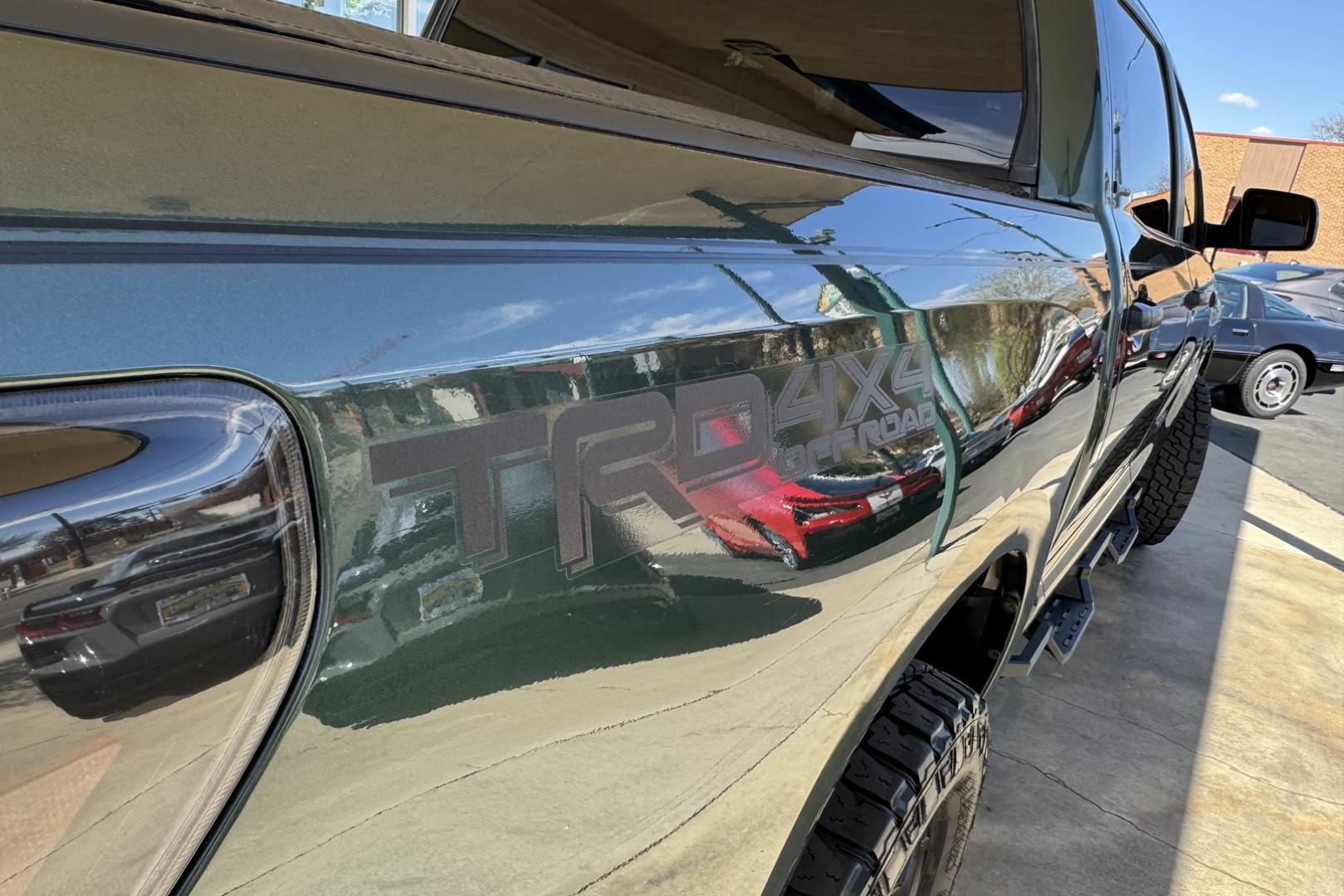 2008 Green /Tan Toyota Tundra Double Cab Limited (5TFDV58118X) with an V8 5.7 Liter engine, Automatic transmission, located at 2304 W. Main St., Boise, ID, 83702, (208) 342-7777, 43.622105, -116.218658 - Hard To Find! Great To Own! - Photo#21