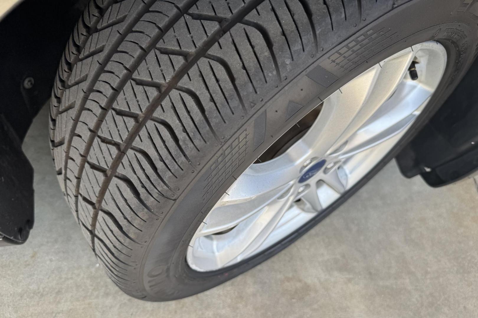2018 Gray /Gray Ford Fusion Hybrid (3FA6P0UU9JR) with an 4 Cyl 2.0 Liter Hybrid engine, Automatic transmission, located at 2304 W. Main St., Boise, ID, 83702, (208) 342-7777, 43.622105, -116.218658 - New Tires! Great Fuel Economy! - Photo#12