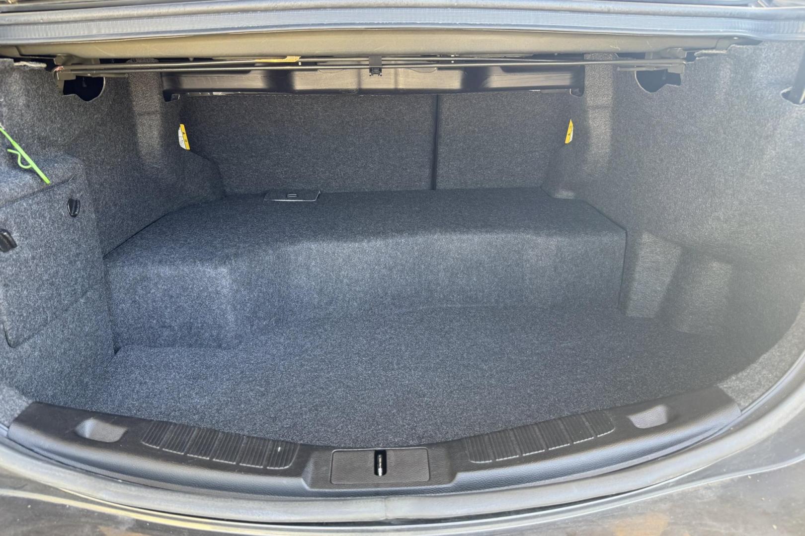 2018 Gray /Gray Ford Fusion Hybrid (3FA6P0UU9JR) with an 4 Cyl 2.0 Liter Hybrid engine, Automatic transmission, located at 2304 W. Main St., Boise, ID, 83702, (208) 342-7777, 43.622105, -116.218658 - New Tires! Great Fuel Economy! - Photo#15