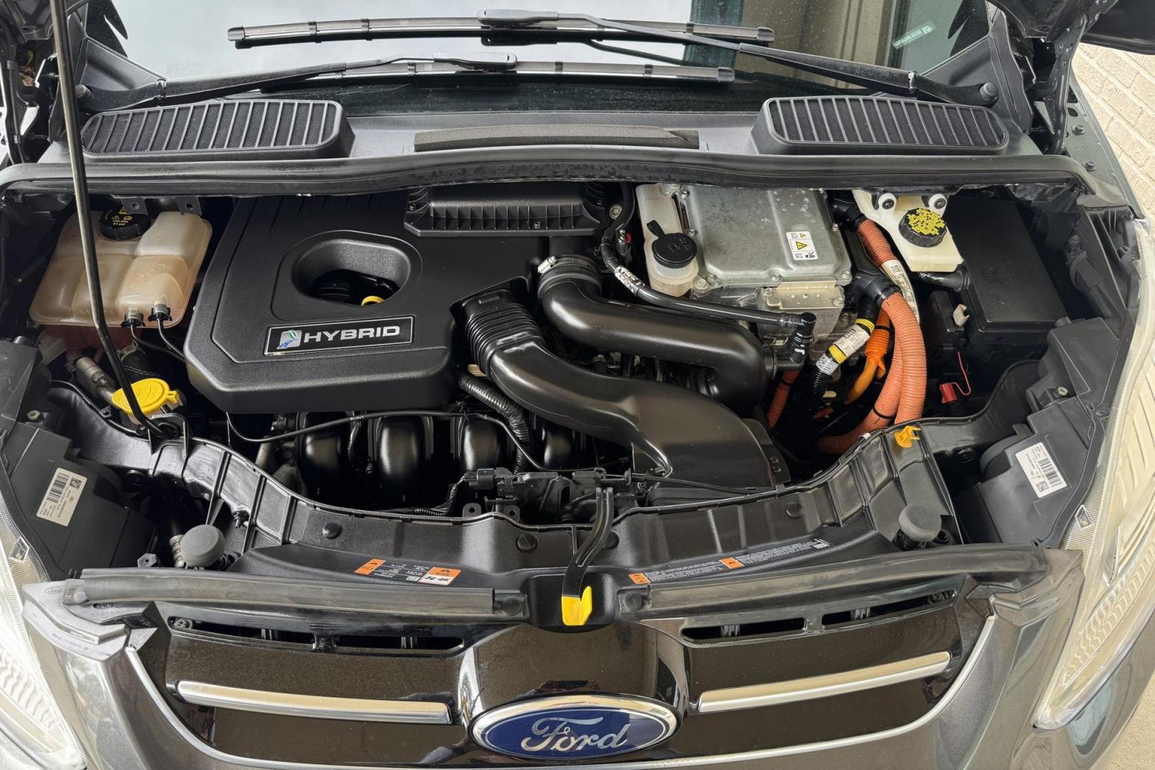 2017 Gray /Gray Ford C-Max Hybrid SE (1FADP5AU9HL) with an 4 Cyl 2.0 Liter Hybrid engine, Automatic transmission, located at 2304 W. Main St., Boise, ID, 83702, (208) 342-7777, 43.622105, -116.218658 - New Tires! Back Up Camera! Great Fuel Economy! - Photo#9