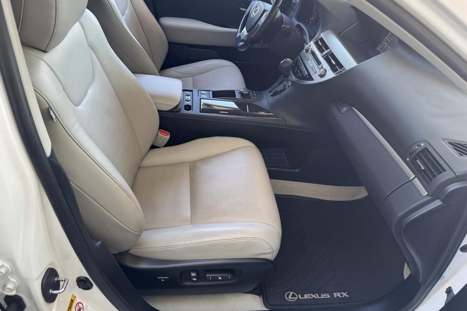 2015 Eminent White Pearl /Gray Lexus RX 350 (2T2BK1BA8FC) with an V6 3.5 Liter engine, Automatic 6 Speed transmission, located at 2304 W. Main St., Boise, ID, 83702, (208) 342-7777, 43.622105, -116.218658 - Outstanding Condition Lexus RX 350 With Only 36k Miles! - Photo#17