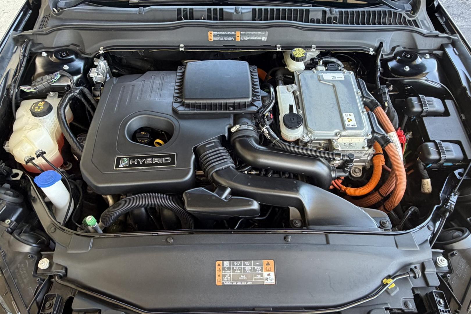 2018 Black /Gray Ford Fusion (3FA6P0UU8JR) with an 4 Cyl 2.0 Liter Hybrid engine, Automatic transmission, located at 2304 W. Main St., Boise, ID, 83702, (208) 342-7777, 43.622105, -116.218658 - Great Fuel Economy! Great Value!- Photo#14