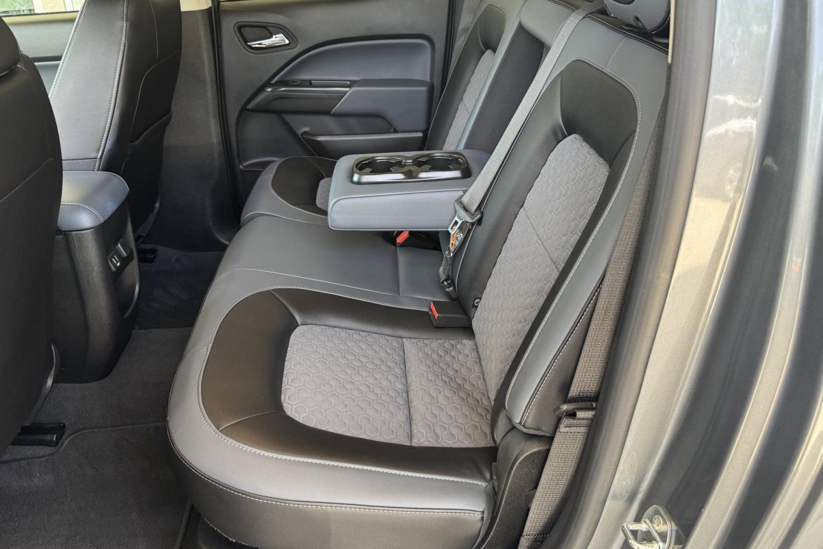 2022 Gray /Gray Chevrolet Colorado Z71 (1GCGTDEN1N1) with an V6 3.6 Liter engine, Automatic 8 Speed transmission, located at 2304 W. Main St., Boise, ID, 83702, (208) 342-7777, 43.622105, -116.218658 - Clean V6 Colorado! - Photo#13