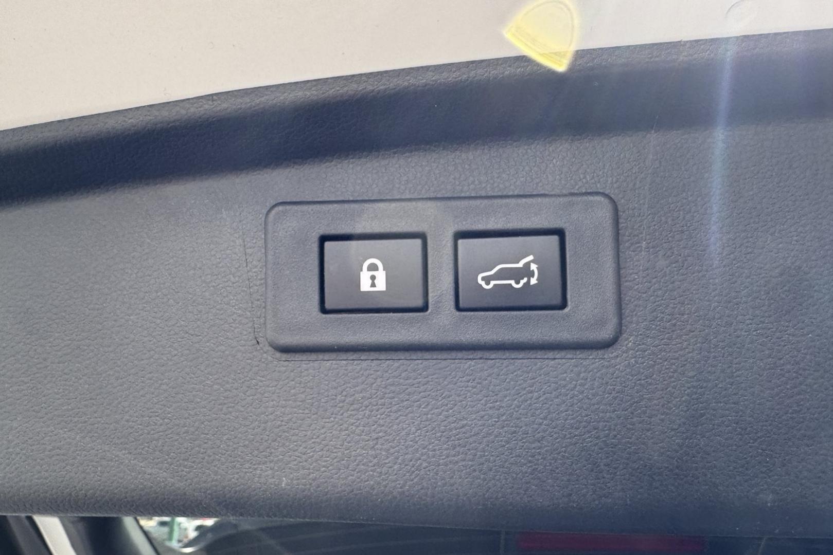 2024 White /Black Subaru Outback Limited (4S4BTANC2R3) with an H4 2.5 Liter engine, Automatic transmission, located at 2304 W. Main St., Boise, ID, 83702, (208) 342-7777, 43.622105, -116.218658 - Remaining Factory Warranty, A Lot Of Quality Safety Features! - Photo#22