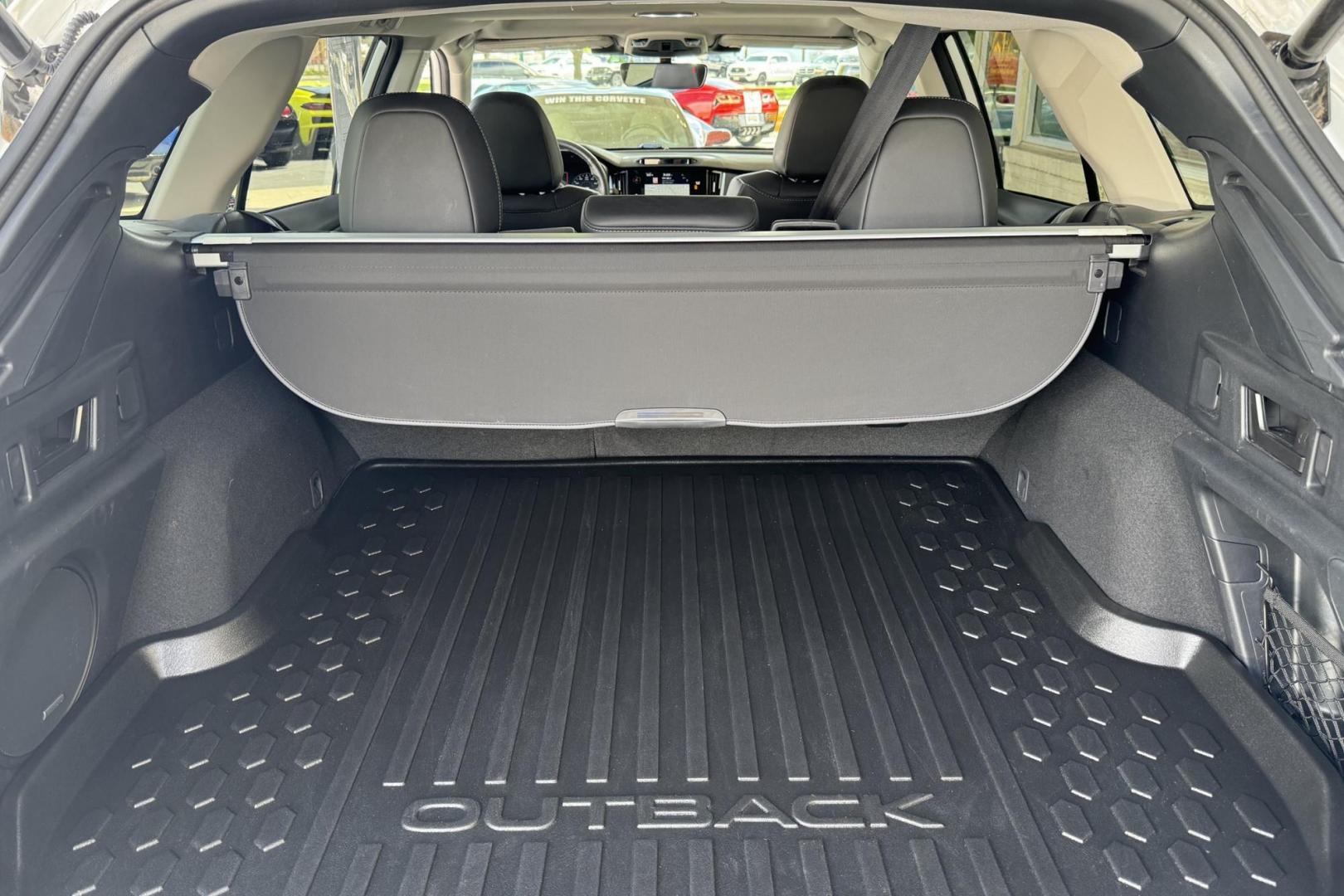 2024 White /Black Subaru Outback Limited (4S4BTANC2R3) with an H4 2.5 Liter engine, Automatic transmission, located at 2304 W. Main St., Boise, ID, 83702, (208) 342-7777, 43.622105, -116.218658 - Remaining Factory Warranty, A Lot Of Quality Safety Features! - Photo#21