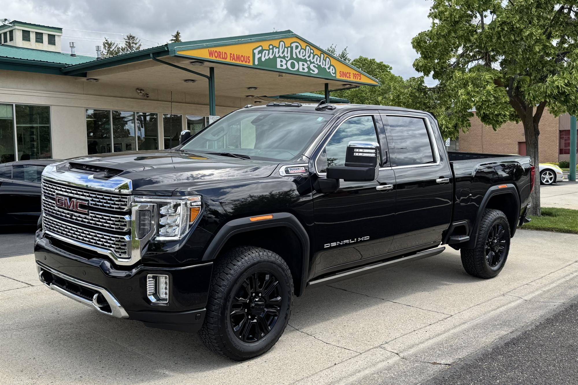 photo of 2023 GMC Sierra 3500HD Crew Cab Denali Diesel 4x4