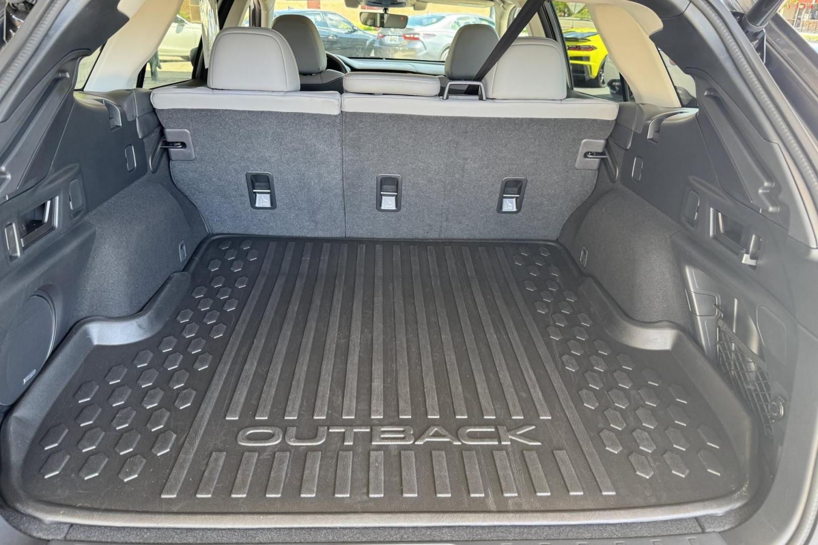 2022 Gray /Black/Gray Subaru Outback Limited (4S4BTAMC8N3) with an H4 2.5 Liter engine, Automatic transmission, located at 2304 W. Main St., Boise, ID, 83702, (208) 342-7777, 43.622105, -116.218658 - Clean Low Mileage Outback! - Photo#18