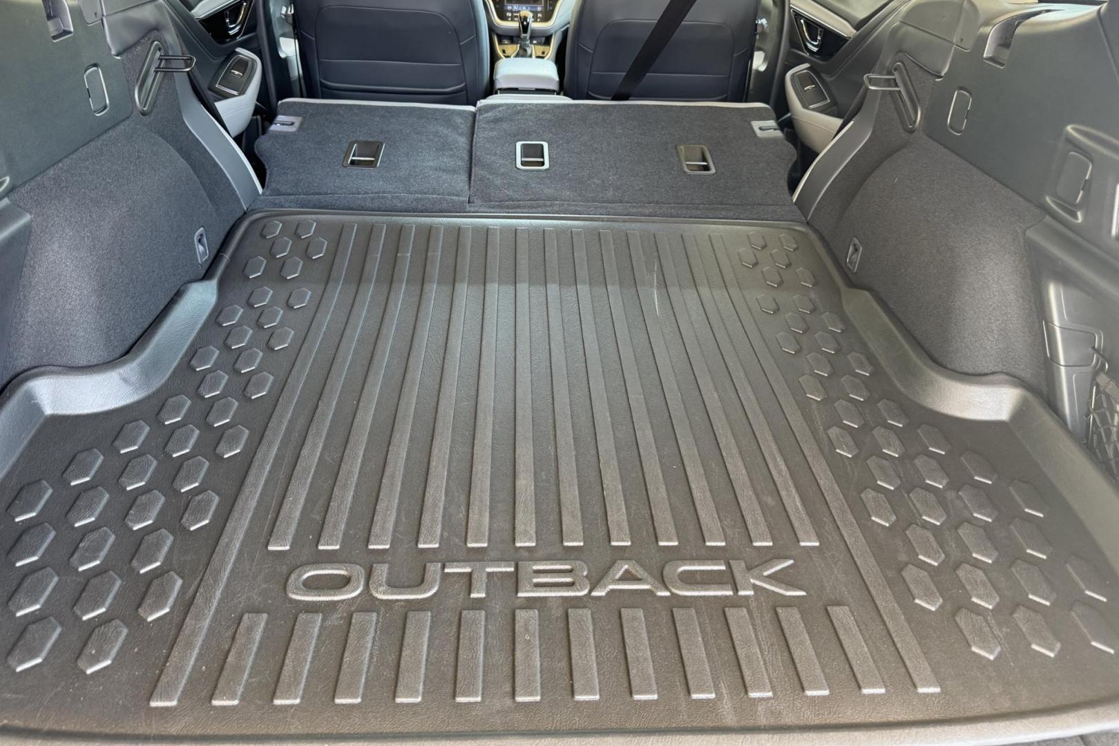2022 Gray /Black/Gray Subaru Outback Limited (4S4BTAMC8N3) with an H4 2.5 Liter engine, Automatic transmission, located at 2304 W. Main St., Boise, ID, 83702, (208) 342-7777, 43.622105, -116.218658 - Clean Low Mileage Outback! - Photo#19