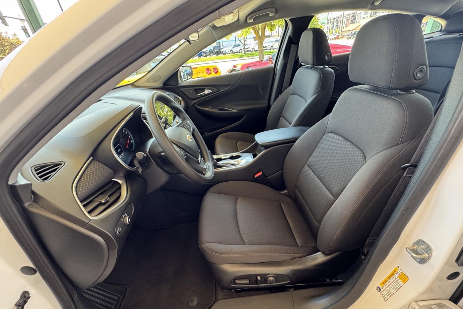 2020 Summit White /Black Chevrolet Malibu LS (1G1ZC5ST6LF) with an 4 Cyl 1.5 Liter Turbo engine, Automatic transmission, located at 2304 W. Main St., Boise, ID, 83702, (208) 342-7777, 43.622105, -116.218658 - Low Mileage! Room For Tall People Front And Rear! - Photo#10