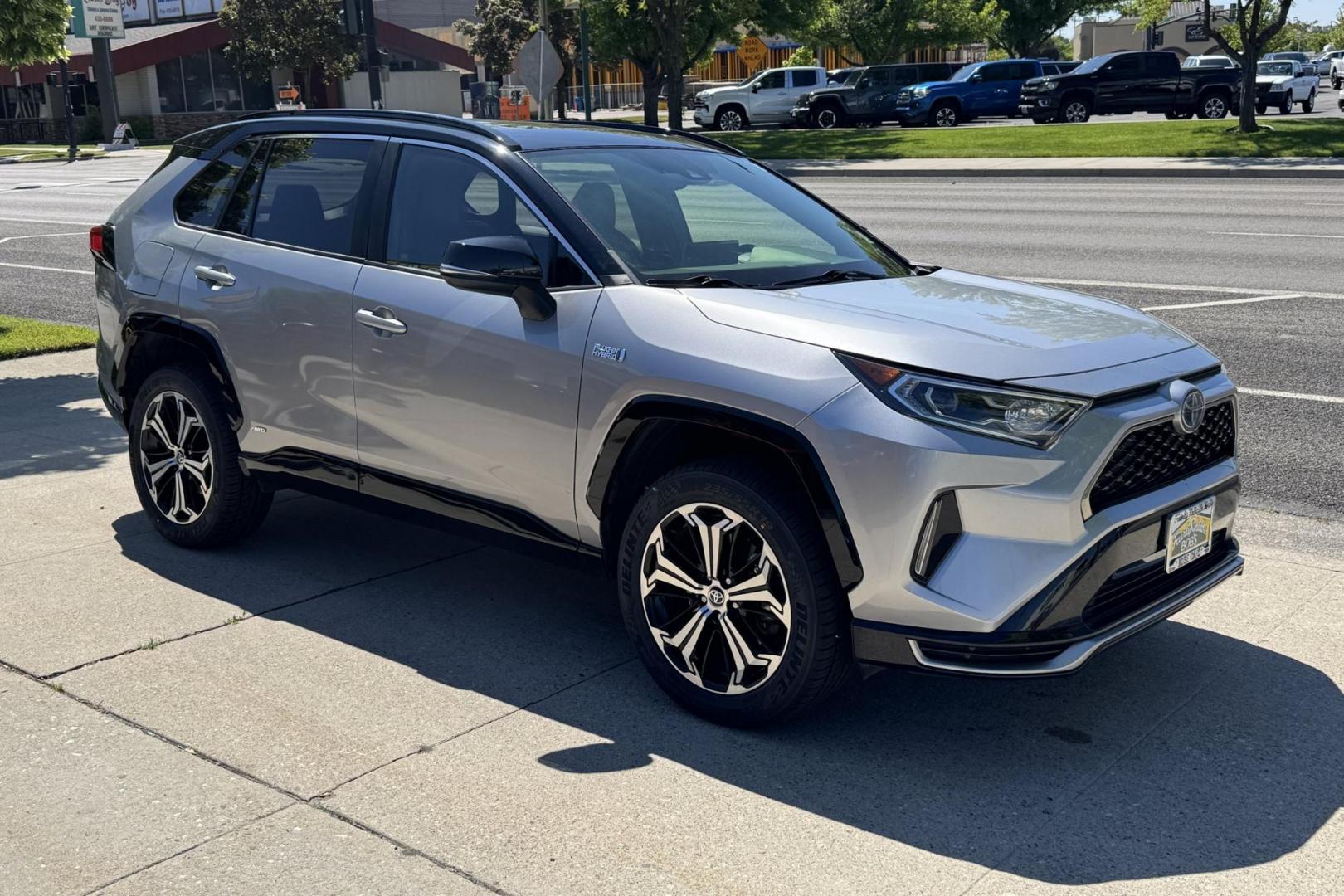 2021 Silver /Black Toyota RAV4 Prime XSE (JTMEB3FV3MD) with an 4 Cyl 2.5 Liter Hybrid engine, Automatic transmission, located at 2304 W. Main St., Boise, ID, 83702, (208) 342-7777, 43.622105, -116.218658 - RAV4 Prime! Ready To Go! - Photo#2