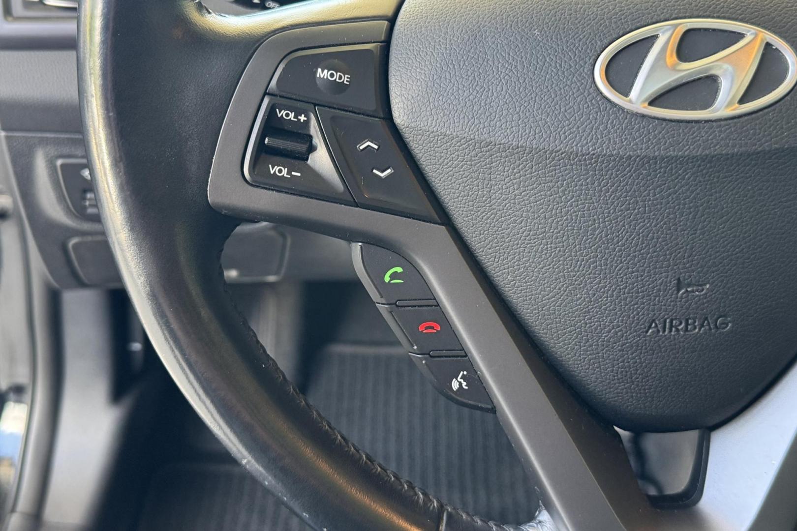 2013 Black /Black/Blue Hyundai Veloster Turbo Coupe (KMHTC6AE3DU) with an 4 Cyl 1.6 Liter Turbo engine, Automatic 6 Speed transmission, located at 2304 W. Main St., Boise, ID, 83702, (208) 342-7777, 43.622105, -116.218658 - Low Mileage Veloster! - Photo#7