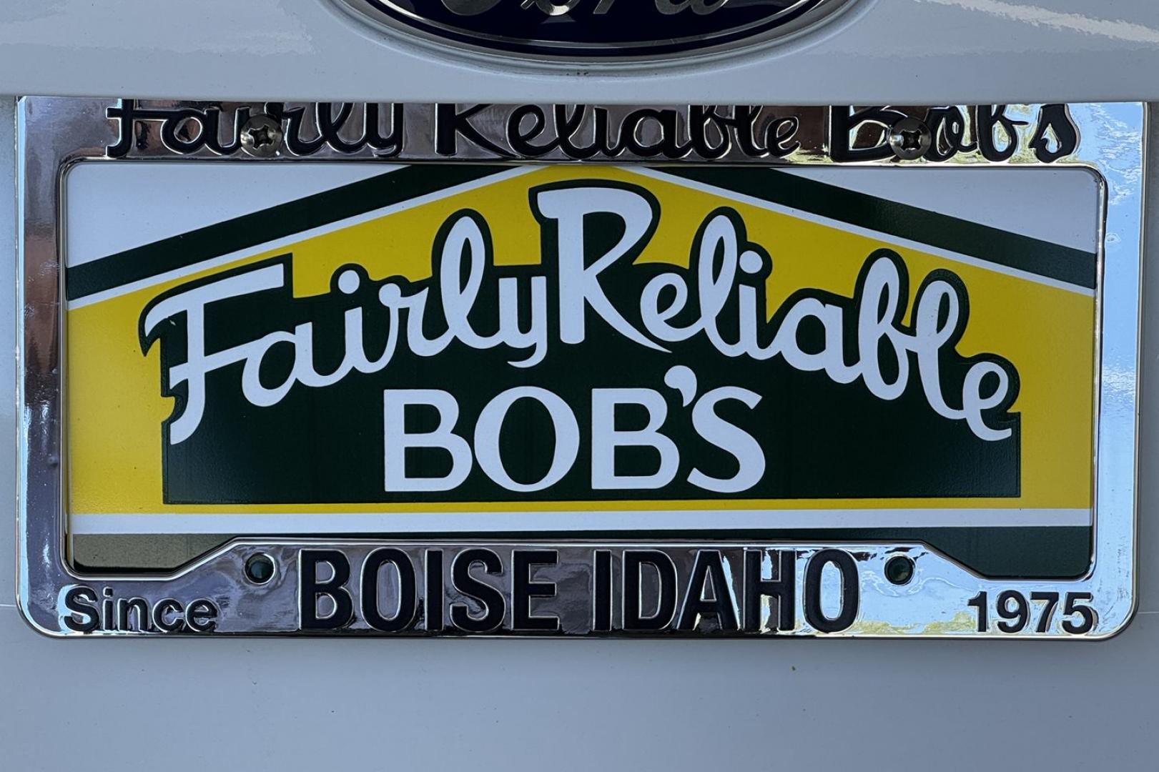 2016 Oxford White /Black Ford C-Max Hybrid SE (1FADP5AU7GL) with an 4 Cyl 2.0 Liter Hybrid engine, Automatic transmission, located at 2304 W. Main St., Boise, ID, 83702, (208) 342-7777, 43.622105, -116.218658 - Great Fuel Economy, Low Mileage And New Tires! - Photo#18