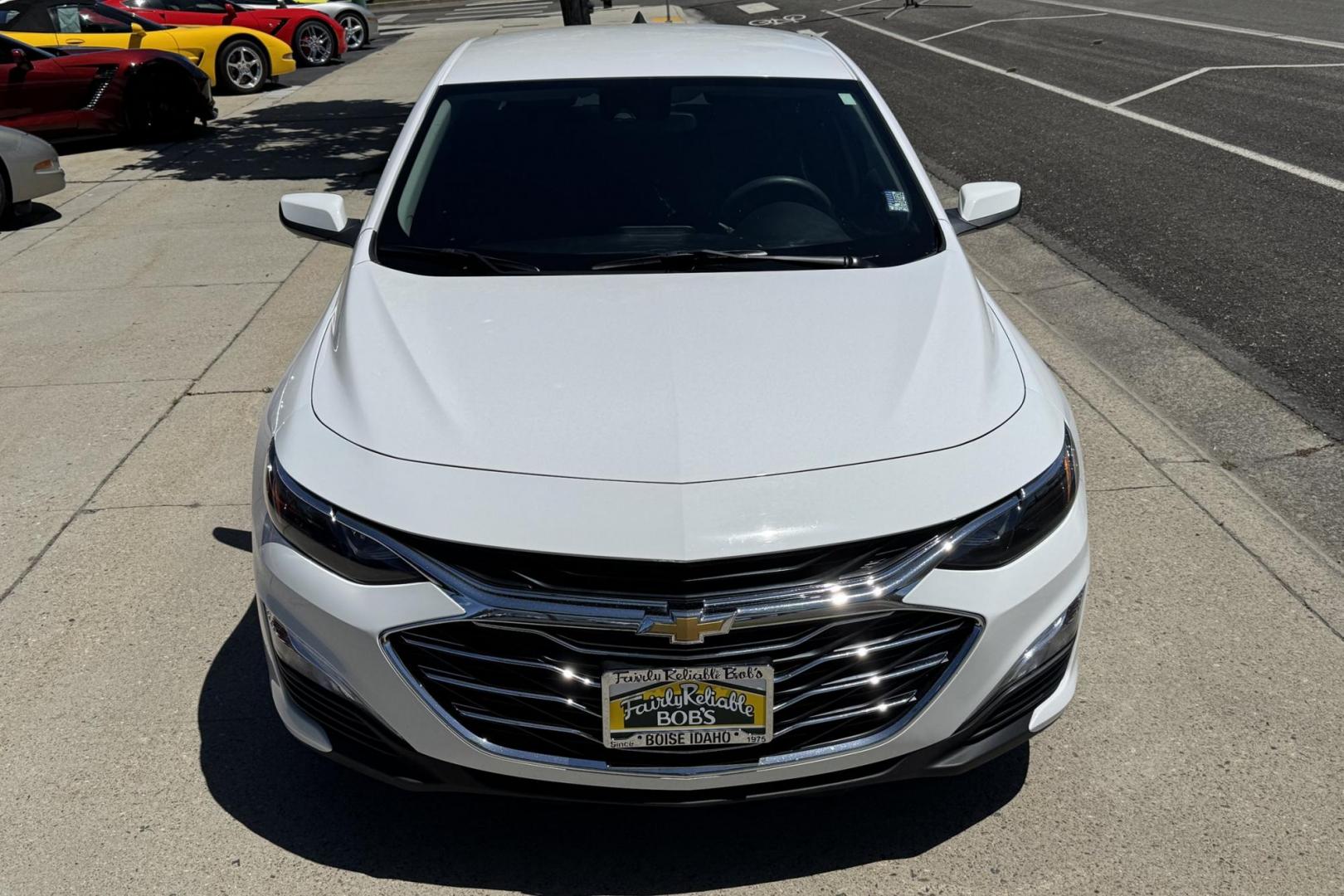 2020 Summit White /Black Chevrolet Malibu LS (1G1ZC5STXLF) with an 4 Cyl 1.5 Liter Turbo engine, Automatic transmission, located at 2304 W. Main St., Boise, ID, 83702, (208) 342-7777, 43.622105, -116.218658 - New Tires! Great Fuel Economy! Lots of Leg Room! - Photo#3