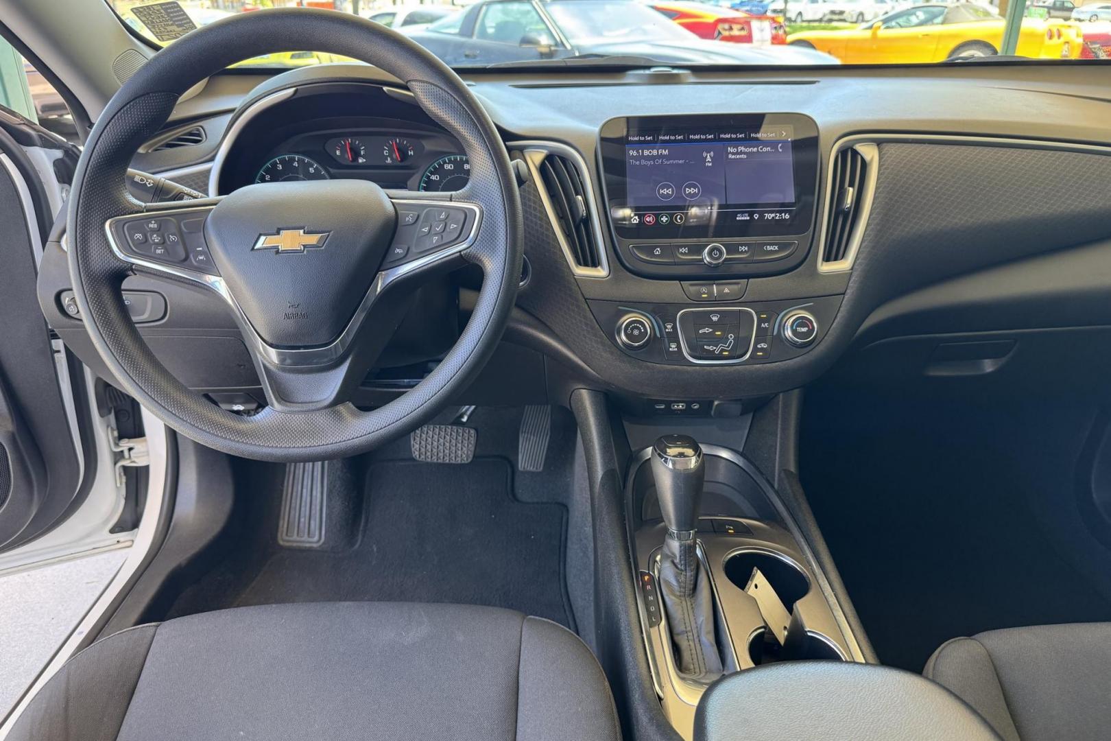 2020 Summit White /Black Chevrolet Malibu LS (1G1ZC5STXLF) with an 4 Cyl 1.5 Liter Turbo engine, Automatic transmission, located at 2304 W. Main St., Boise, ID, 83702, (208) 342-7777, 43.622105, -116.218658 - New Tires! Great Fuel Economy! Lots of Leg Room! - Photo#12