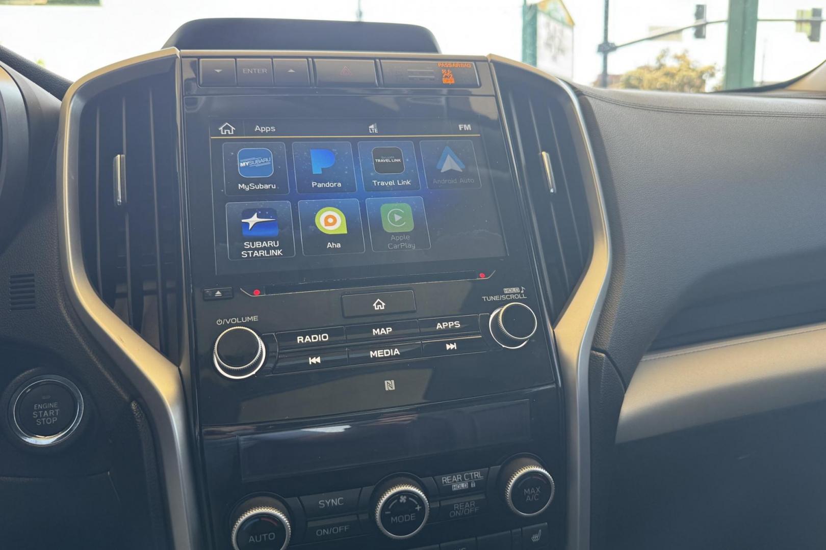 2021 White /Black Subaru Ascent Limited (4S4WMAPD6M3) with an H4 2.4 Liter Turbo engine, Automatic transmission, located at 2304 W. Main St., Boise, ID, 83702, (208) 342-7777, 43.622105, -116.218658 - 7 Passenger! Well Optioned Ascent! - Photo#9