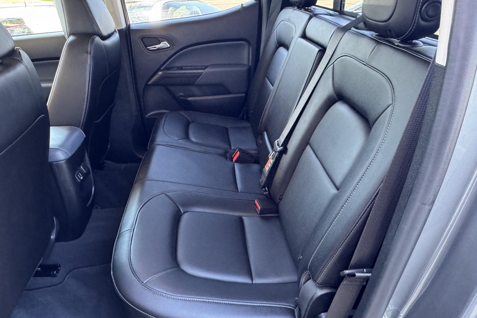 2019 Gray /Black Chevrolet Colorado Z/71 (1GCPTDE18K1) with an 4 Cyl 2.8 LiterTurbo Diesel engine, Automatic 6 Speed transmission, located at 2304 W. Main St., Boise, ID, 83702, (208) 342-7777, 43.622105, -116.218658 - Low Mileage! Great Fuel Economy! It Can Tow! - Photo#16