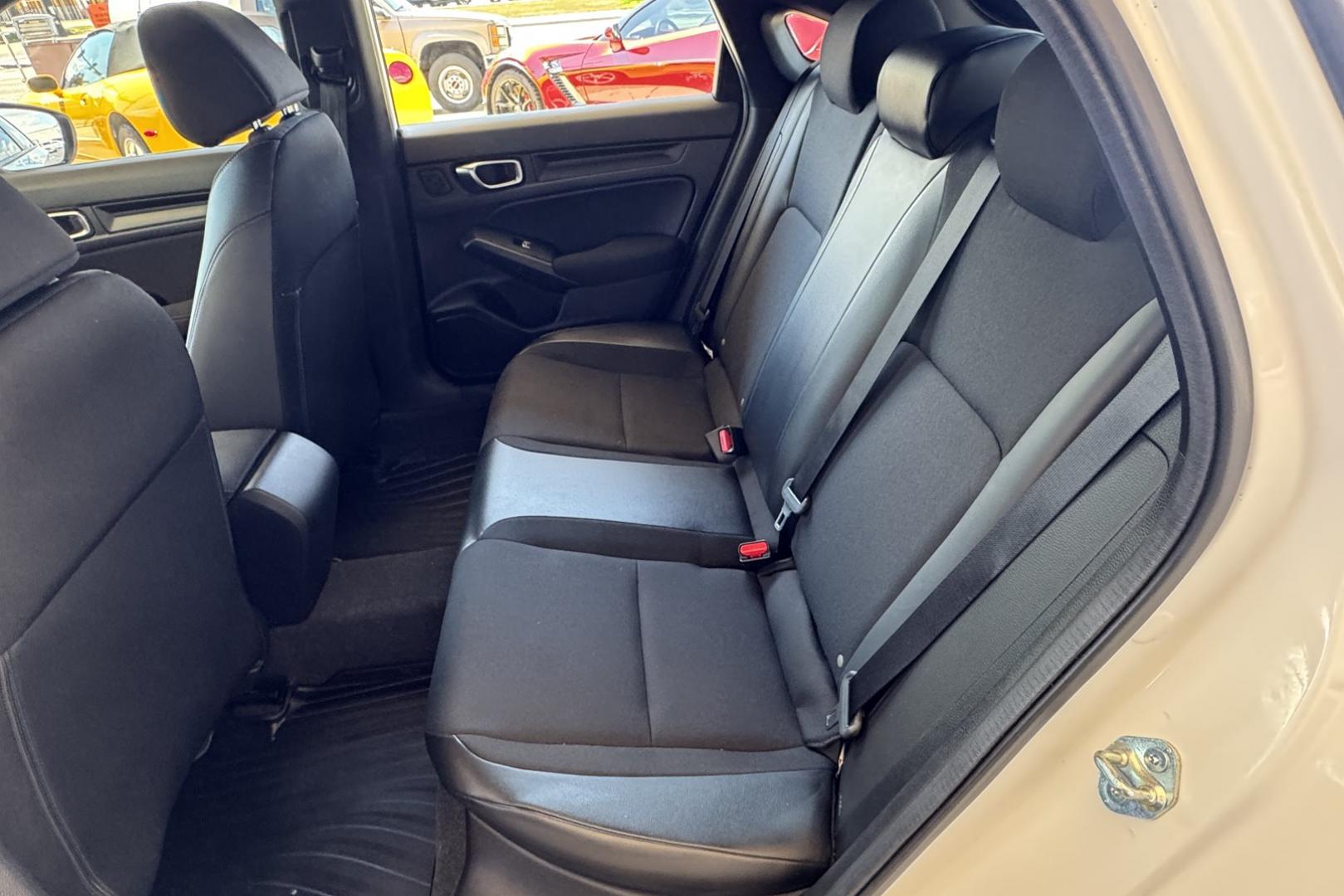 2024 White /Black Honda Civic Hatchback Sport (19XFL2H80RE) with an 4 Cyl 2.0 Liter engine, Automatic transmission, located at 2304 W. Main St., Boise, ID, 83702, (208) 342-7777, 43.622105, -116.218658 - Remaining Factory Warranty! Fun To Drive! - Photo#10
