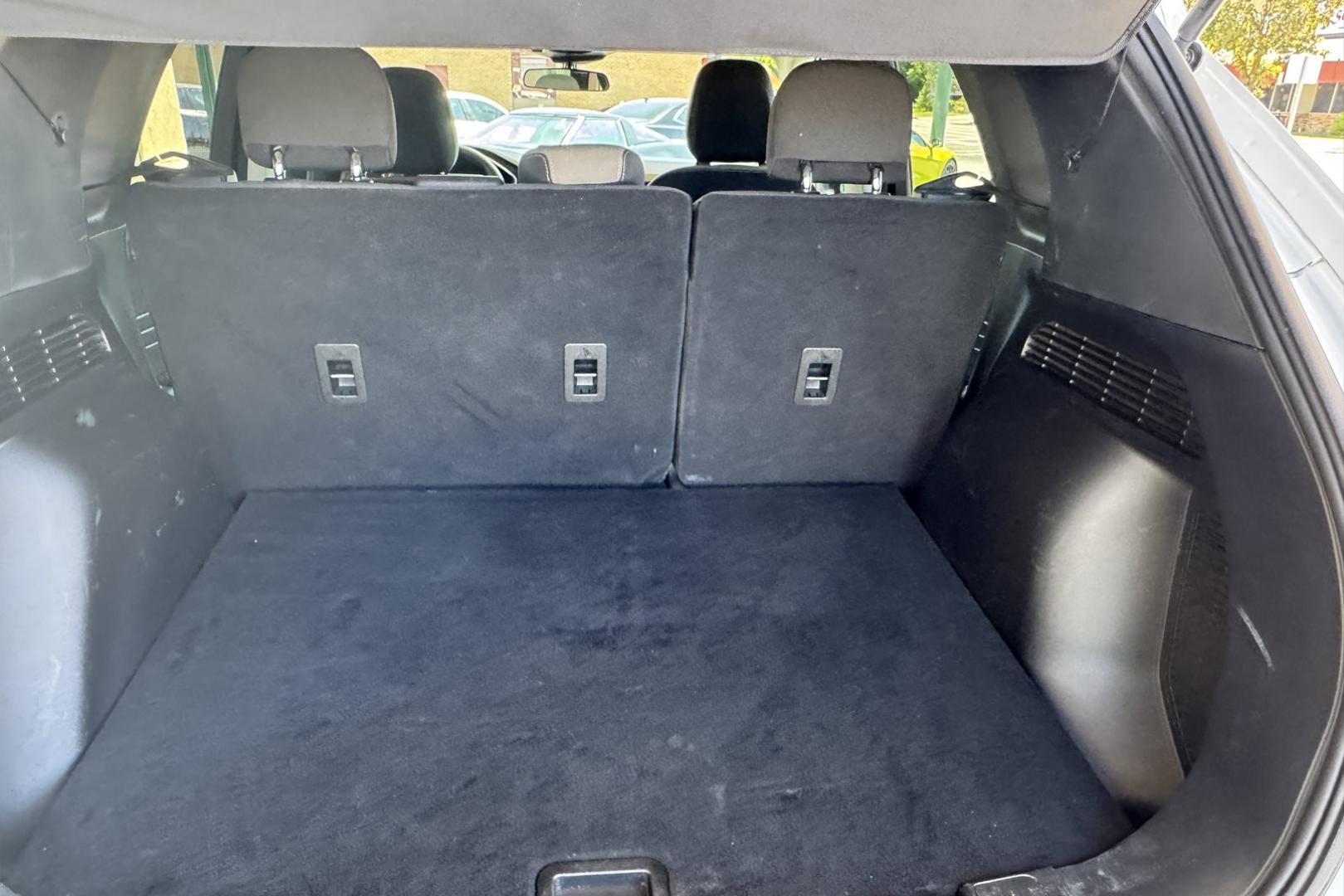 2022 Oxford White /Gray Ford Escape Hybrid SE (1FMCU9BZ3NU) with an 4 Cyl 2.5 Liter Hybrid engine, Automatic transmission, located at 2304 W. Main St., Boise, ID, 83702, (208) 342-7777, 43.622105, -116.218658 - All Wheel Drive And Great Fuel Economy! - Photo#16