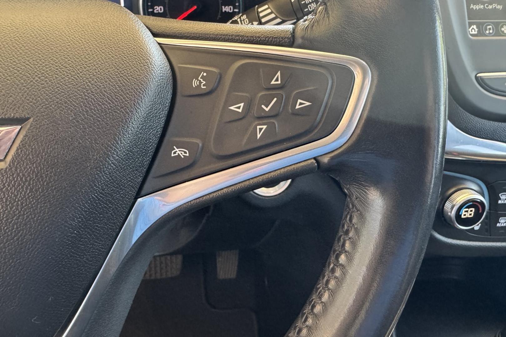 2019 Summit White /Black Chevrolet Equinox LT (2GNAXUEV1K6) with an 4 Cyl 1.5 Liter Turbo engine, Automatic 6 Speed transmission, located at 2304 W. Main St., Boise, ID, 83702, (208) 342-7777, 43.622105, -116.218658 - Photo#7