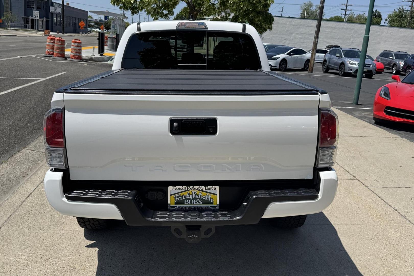 2020 Super White /Black Toyota Tacoma TRD Off Road Sport (5TFDZ5BN6LX) with an V6 3.5 Liter engine, Automatic 6 Speed transmission, located at 2304 W. Main St., Boise, ID, 83702, (208) 342-7777, 43.622105, -116.218658 - New Tires! Legendary Toyota! - Photo#1