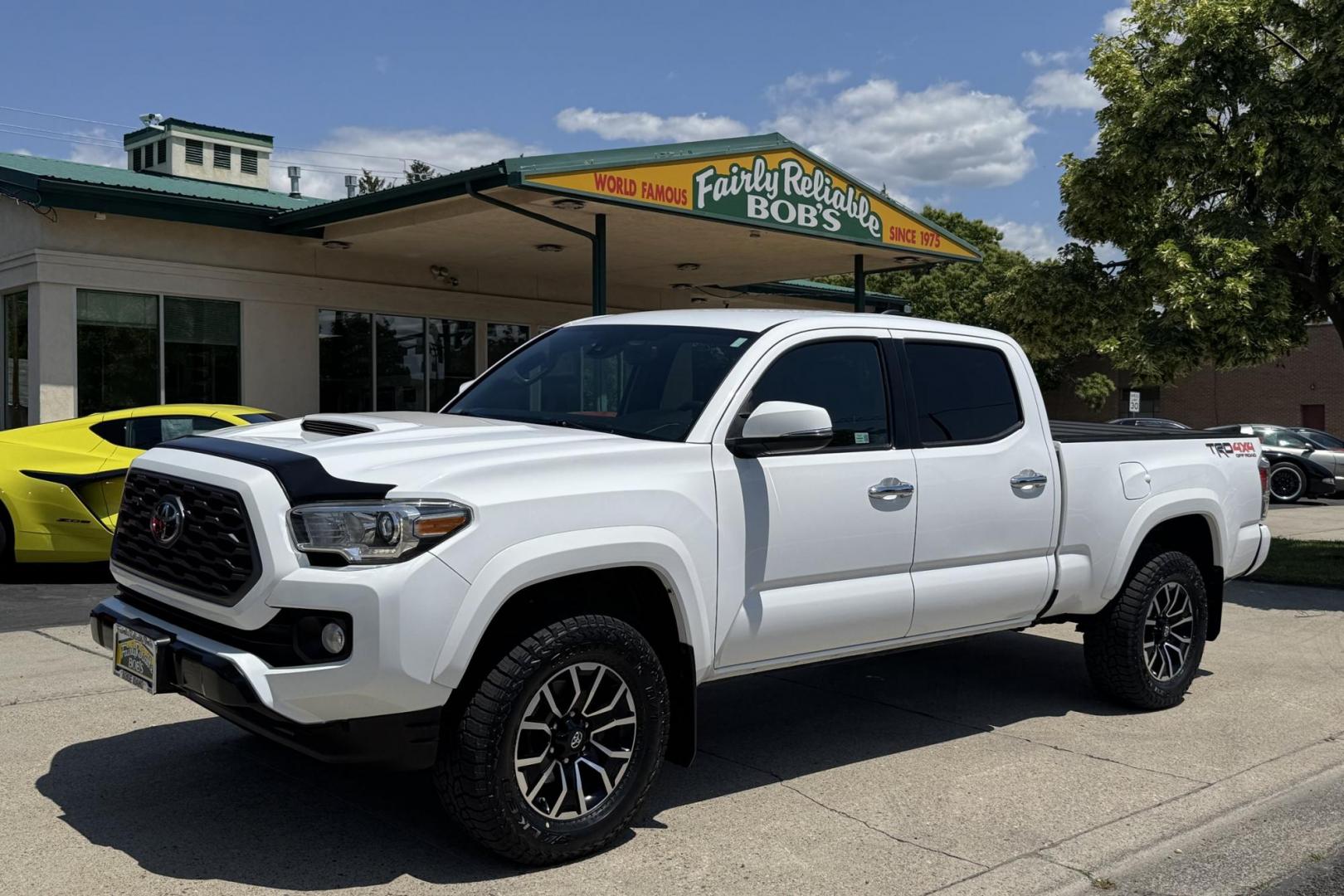 2020 Super White /Black Toyota Tacoma TRD Off Road Sport (5TFDZ5BN6LX) with an V6 3.5 Liter engine, Automatic 6 Speed transmission, located at 2304 W. Main St., Boise, ID, 83702, (208) 342-7777, 43.622105, -116.218658 - New Tires! Legendary Toyota! - Photo#0