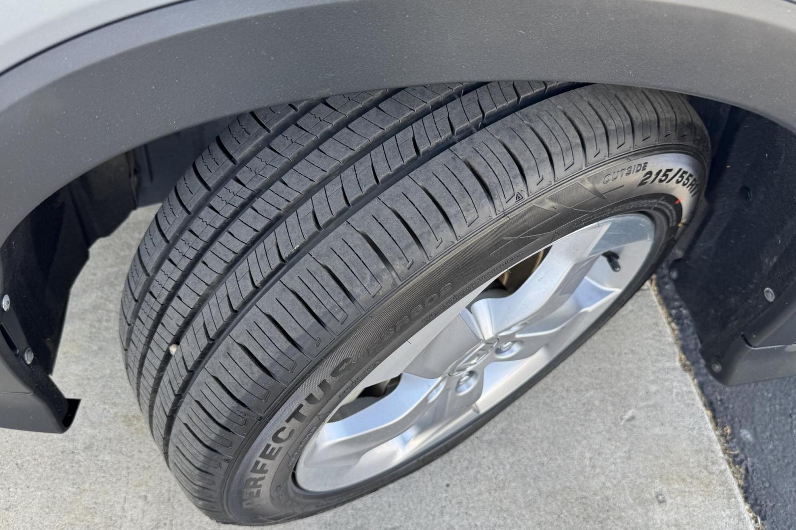 2020 Silver /Gray Honda HR-V LX (3CZRU6H3XLM) with an 4 Cyl 1.8 Liter engine, Automatic transmission, located at 2304 W. Main St., Boise, ID, 83702, (208) 342-7777, 43.622105, -116.218658 - New Tires! All Wheel Drive! Great On Gas Mileage! - Photo#9