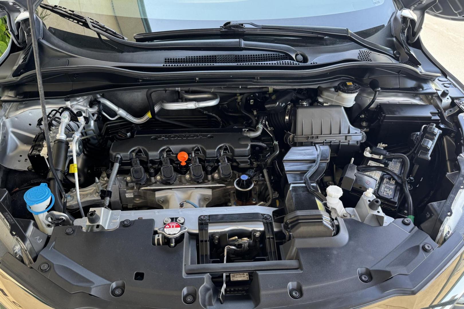 2020 Silver /Gray Honda HR-V LX (3CZRU6H3XLM) with an 4 Cyl 1.8 Liter engine, Automatic transmission, located at 2304 W. Main St., Boise, ID, 83702, (208) 342-7777, 43.622105, -116.218658 - New Tires! All Wheel Drive! Great On Gas Mileage! - Photo#10