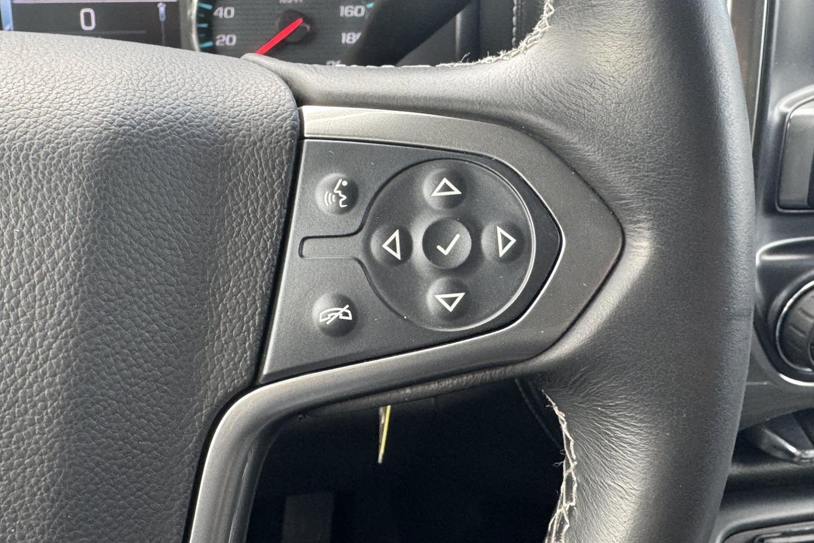 2018 Graphite Metallic /Jet Black Chevrolet Silverado 1500 LTZ (3GCUKSEC5JG) with an V8 5.3 Liter engine, Automatic 8 Speed transmission, located at 2304 W. Main St., Boise, ID, 83702, (208) 342-7777, 43.622105, -116.218658 - Low Mileage Z/71! - Photo#10
