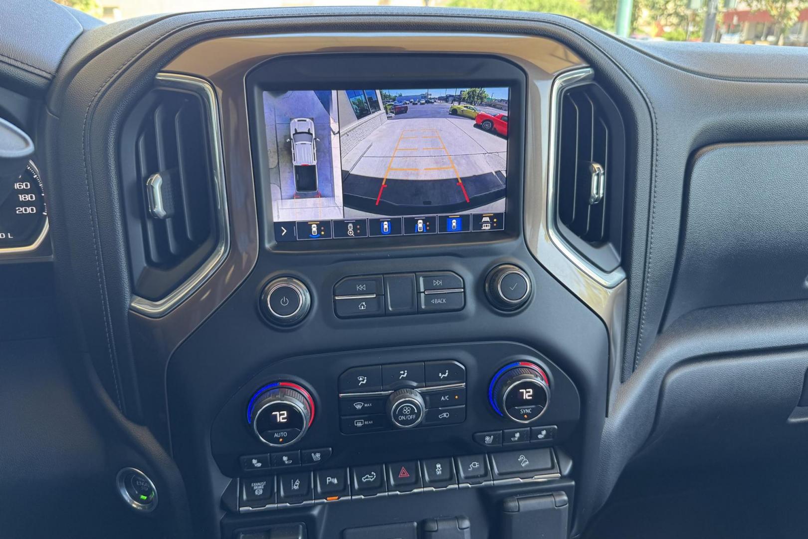 2020 Northsky Blue Metallic /Jet Black Chevrolet Silverado 3500HD High Country (1GC4YVEYXLF) with an V8 6.6 Liter Turbo Duramax Diesel engine, Automatic 10 Speed transmission, located at 2304 W. Main St., Boise, ID, 83702, (208) 342-7777, 43.622105, -116.218658 - New Tires! Highly Optioned! Ready To Tow! - Photo#5