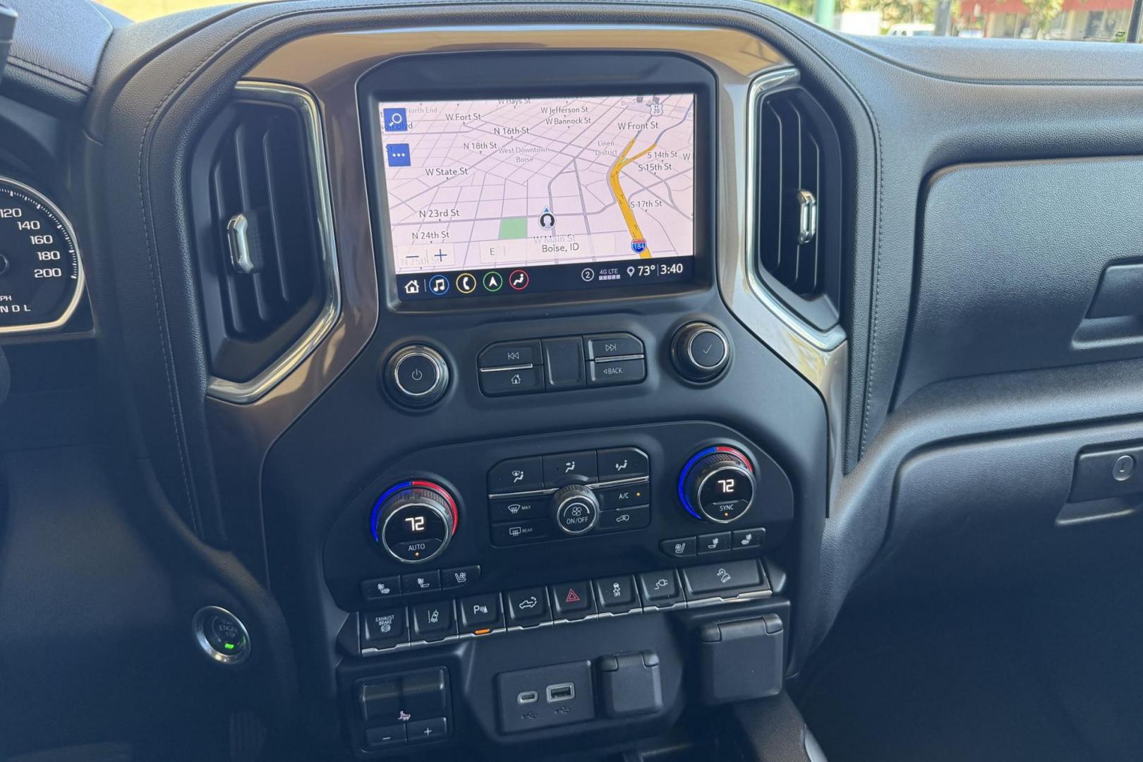 2020 Northsky Blue Metallic /Jet Black Chevrolet Silverado 3500HD High Country (1GC4YVEYXLF) with an V8 6.6 Liter Turbo Duramax Diesel engine, Automatic 10 Speed transmission, located at 2304 W. Main St., Boise, ID, 83702, (208) 342-7777, 43.622105, -116.218658 - New Tires! Highly Optioned! Ready To Tow! - Photo#6