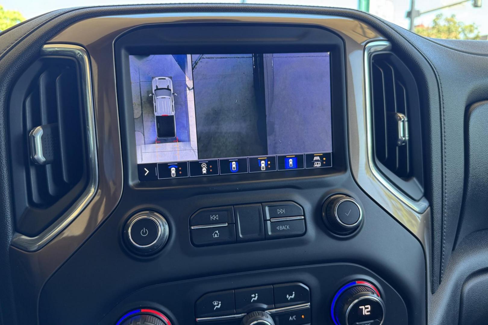 2020 Northsky Blue Metallic /Jet Black Chevrolet Silverado 3500HD High Country (1GC4YVEYXLF) with an V8 6.6 Liter Turbo Duramax Diesel engine, Automatic 10 Speed transmission, located at 2304 W. Main St., Boise, ID, 83702, (208) 342-7777, 43.622105, -116.218658 - New Tires! Highly Optioned! Ready To Tow! - Photo#11