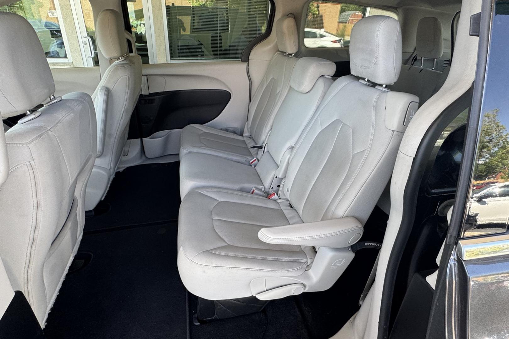 2017 Granite Crystal Metallic /Light Gray Chrysler Pacifica LX (2C4RC1CG3HR) with an V6 3.5 Liter engine, Automatic 9 Speed transmission, located at 2304 W. Main St., Boise, ID, 83702, (208) 342-7777, 43.622105, -116.218658 - One Owner Idaho Car! Seats 8! - Photo#6