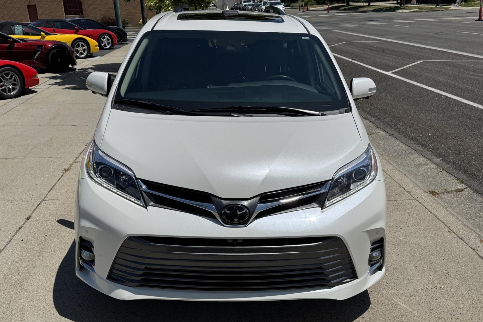 2020 Blizzard Pearl /Chestnut Toyota Sienna Limited Premium (5TDDZ3DCXLS) with an V6 3.5 Liter engine, Automatic 8 Speed transmission, located at 2304 W. Main St., Boise, ID, 83702, (208) 342-7777, 43.622105, -116.218658 - Hard To Find! Great To Own! Factory Rear Entertainment System Too! - Photo#3