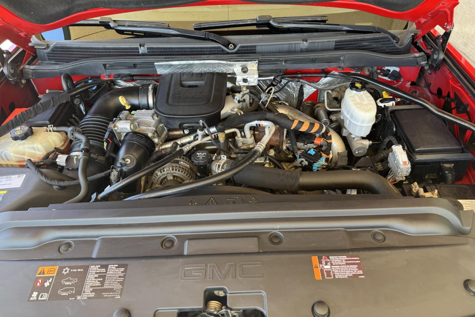 2016 Victory Red /Tan GMC Sierra 3500HD SLT (1GT42XC89GF) with an V8 6.6 Liter Turbo Duramax Diesel engine, Automatic 6 Speed With Overdrive Allison transmission, located at 2304 W. Main St., Boise, ID, 83702, (208) 342-7777, 43.622105, -116.218658 - Long Bed! Capable Hauler! - Photo#17