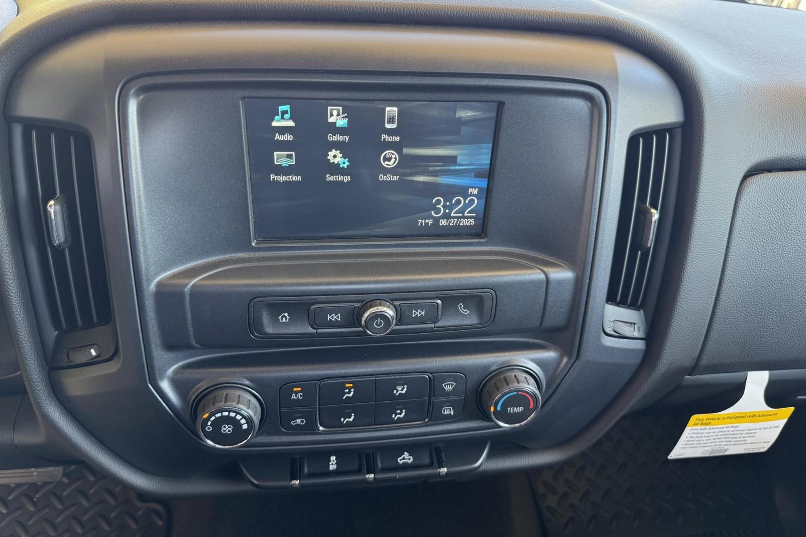 2018 Onyx Black /Dark Ash GMC Sierra 1500 Elevation (1GTV2LEC7JZ) with an V8 5.3 Liter engine, Automatic 6 Speed transmission, located at 2304 W. Main St., Boise, ID, 83702, (208) 342-7777, 43.622105, -116.218658 - New Tires! Low Mileage! Ready To Go! - Photo#5