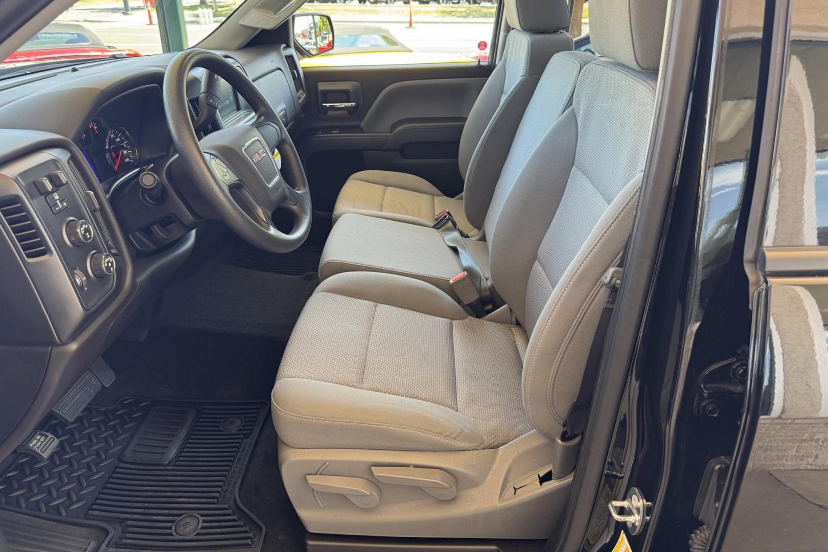 2018 Onyx Black /Dark Ash GMC Sierra 1500 Elevation (1GTV2LEC7JZ) with an V8 5.3 Liter engine, Automatic 6 Speed transmission, located at 2304 W. Main St., Boise, ID, 83702, (208) 342-7777, 43.622105, -116.218658 - New Tires! Low Mileage! Ready To Go! - Photo#11