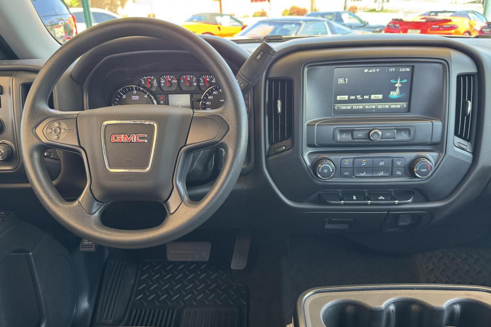 2018 Onyx Black /Dark Ash GMC Sierra 1500 Elevation (1GTV2LEC7JZ) with an V8 5.3 Liter engine, Automatic 6 Speed transmission, located at 2304 W. Main St., Boise, ID, 83702, (208) 342-7777, 43.622105, -116.218658 - New Tires! Low Mileage! Ready To Go! - Photo#17