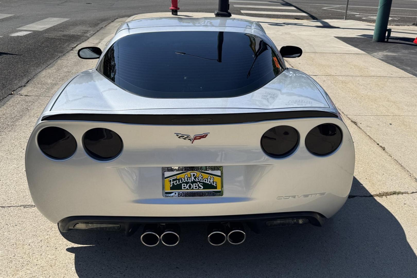 2011 Blade Silver Metallic /Ebony Chevrolet Corvette Grand Sport 3LT (1G1YW2DW7B5) with an V8 6.2 Liter engine, Automatic 6 Speed transmission, located at 2304 W. Main St., Boise, ID, 83702, (208) 342-7777, 43.622105, -116.218658 - Stunning 3LT Grand Sport Corvette! - Photo#18