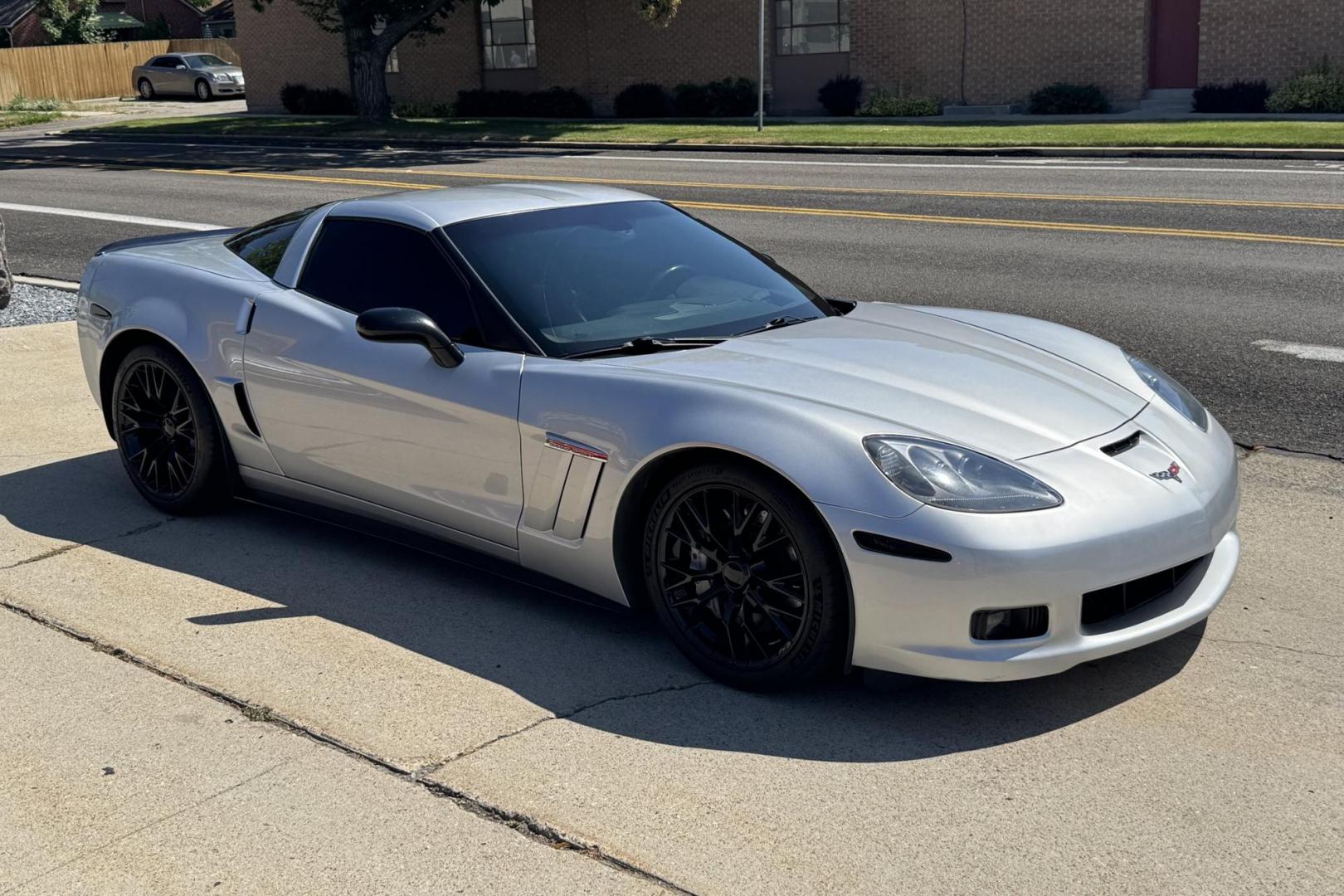 2011 Blade Silver Metallic /Ebony Chevrolet Corvette Grand Sport 3LT (1G1YW2DW7B5) with an V8 6.2 Liter engine, Automatic 6 Speed transmission, located at 2304 W. Main St., Boise, ID, 83702, (208) 342-7777, 43.622105, -116.218658 - Stunning 3LT Grand Sport Corvette! - Photo#19