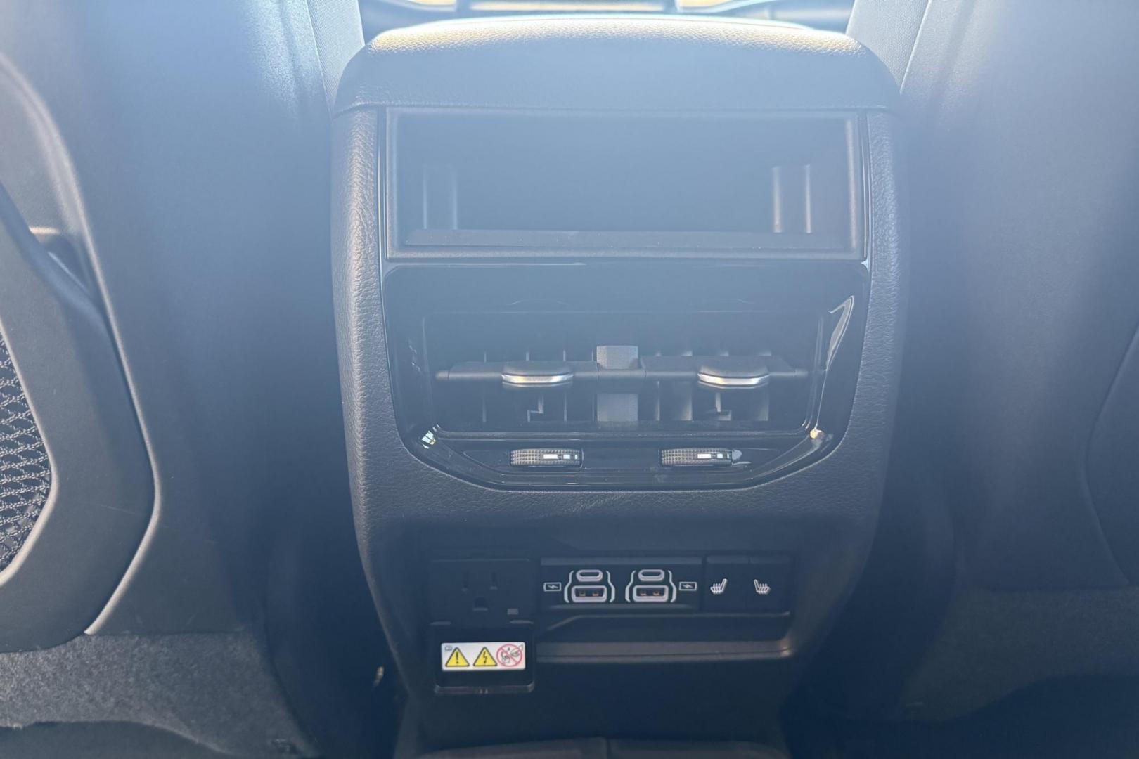 2022 Bright White Clearcoat /Black Jeep Grand Cherokee 4xe Trailhawk (1C4RJYC6XN8) with an 4 Cyl 2.0 Liter Turbo Hybrid engine, Automatic 8 Speed transmission, located at 2304 W. Main St., Boise, ID, 83702, (208) 342-7777, 43.622105, -116.218658 - Photo#23