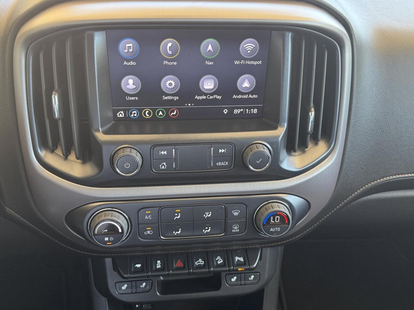 2022 Summit White /Jet Black GMC Canyon AT4 (1GTG6FEN8N1) with an V6 3.6 Liter engine, Automatic 8 Speed transmission, located at 2304 W. Main St., Boise, ID, 83702, (208) 342-7777, 43.622105, -116.218658 - Photo#4